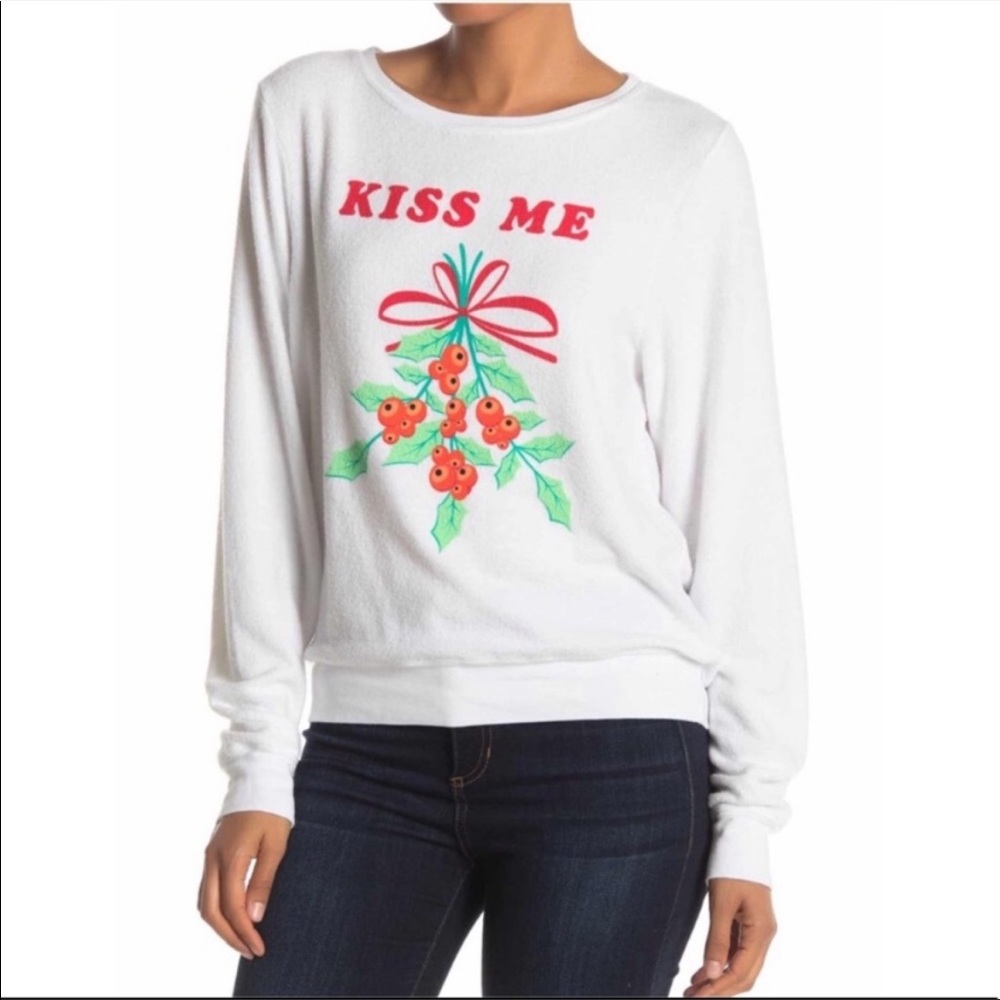 NWT Wildfox Christmas Jumper Sweatshirt “KISS ME” Under the mistletoe Holiday S